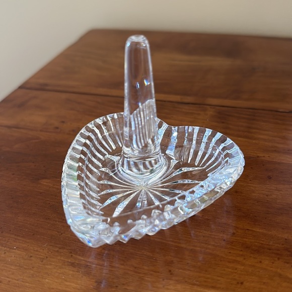 Waterford Crystal Giftology Heart Ring Holder. Never used! - Picture 3 of 7